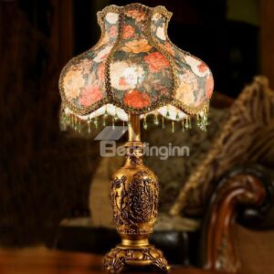 European Painting Flowers Cloth and Resin Lamp
