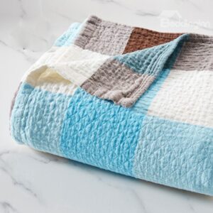 Cells Patchwork Soft Cotton Blanket