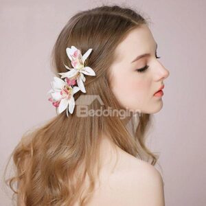 Graceful Lifelike Hair Flower with Hairpin