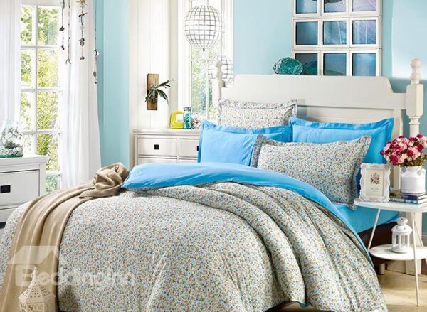 Unique Tiny Flower Pattern with Blue Background 4-Piece Cotton Duvet Cover Sets