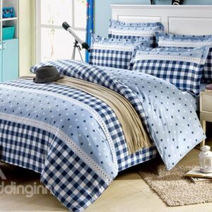 Elegant Blue Checkered Squares with Stars Pattern 4-Piece Bedding Sets