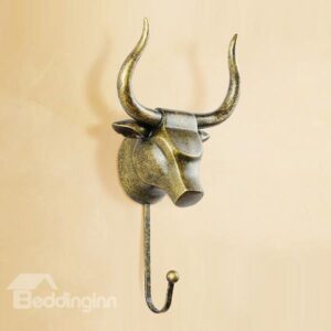Vintage Decorative 3D Animal Design Ox Head Resin 3-Color Wall Hook