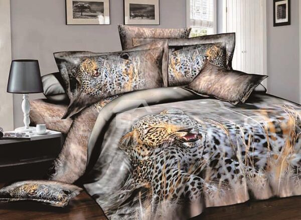 Brawny Leopard Crouching in Grass Print 4-Piece Cotton Duvet Cover Sets