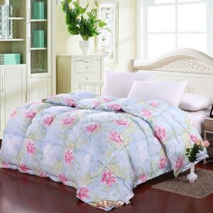 Cuddly Pink Flowers Print Blue Polyester Quilt
