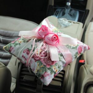 Traditional Elegant Linen Roses Bamboo Charcoal Bag Car Fragrance