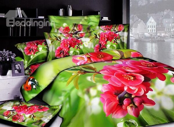 Blooming Red Flowers Design with Green Background 4-Piece Duvet Cover Sets