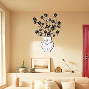 Creative Metal Flowers in Vase Design Decorative Mute Wall Clock