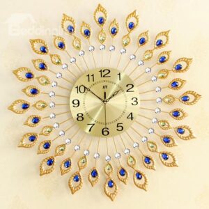 Fabulous Decorative Peacock Feather Design Metal Artwork Mute Wall Clock