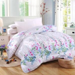 Pastoral Refreshing Flowers Grass Print Super Warm Quilt