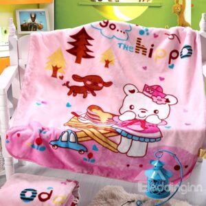 Lovely Bear Print Warm Flannel Baby Blanket