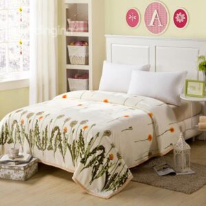 Graceful Fresh Flying Dandelion Print Beige Blanket