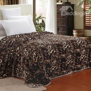 Faddish Leopard Design Thick Brown Polyester Blanket