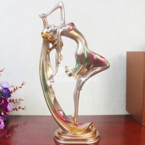 Gorgeous Dancing Girl Figurine Resin Desktop Decoration