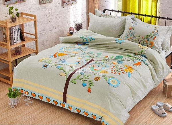 Pretty Big Tree and Birds Print Kids Duvet Cover Set