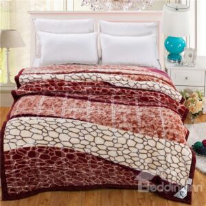 Wild Leopard Printing Warm Lightweight Raschel Blanket