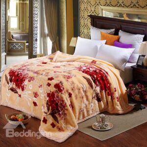 Super Warm Little Rosy Flowers Printing Apricot Blanket