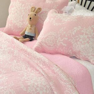 Lovely Flowers Print Pink Cotton 3-Piece Bed in a Bag