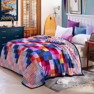 Fashion Gingham Plaid Design Anti- Pilling Bed Blanket