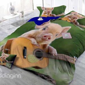 Creative Pig Playing the Guitar Print Satin Drill 4-Piece Duvet Cover Sets