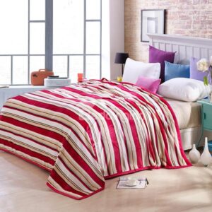 Faddish Concise Stripes Design Anti-pilling Flannel Blanket